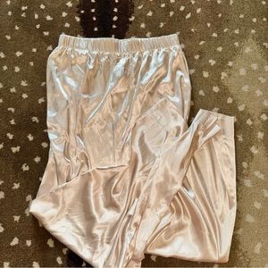 DAILY DRILLS SILKY RESORT PANTS IN CHAMPAGNE !!!